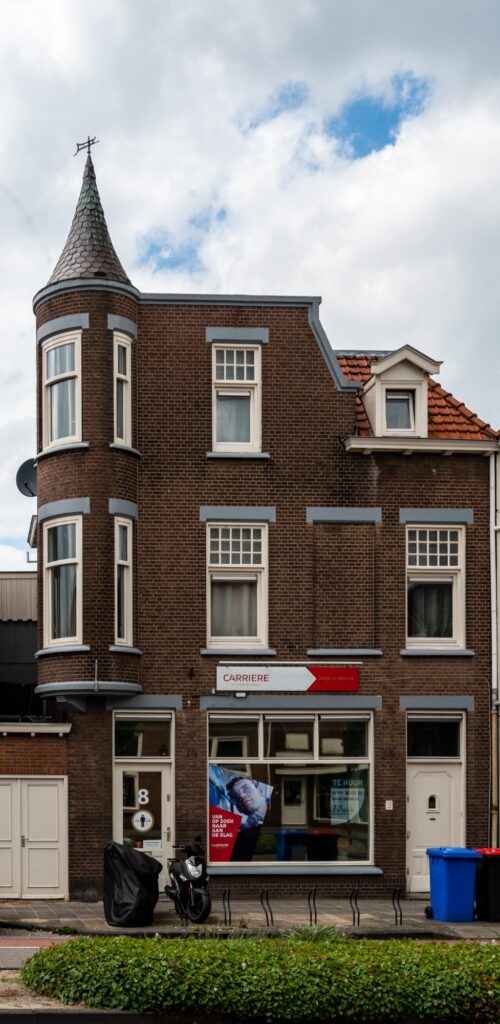 Kerkstraat 8