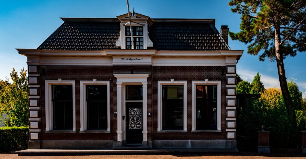 Molendijk 16. De wilgenhorst.
