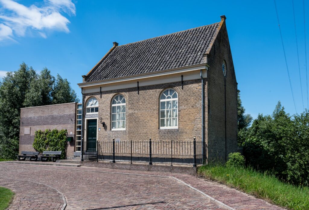 Rivierdijk 21. Bouw: 1845