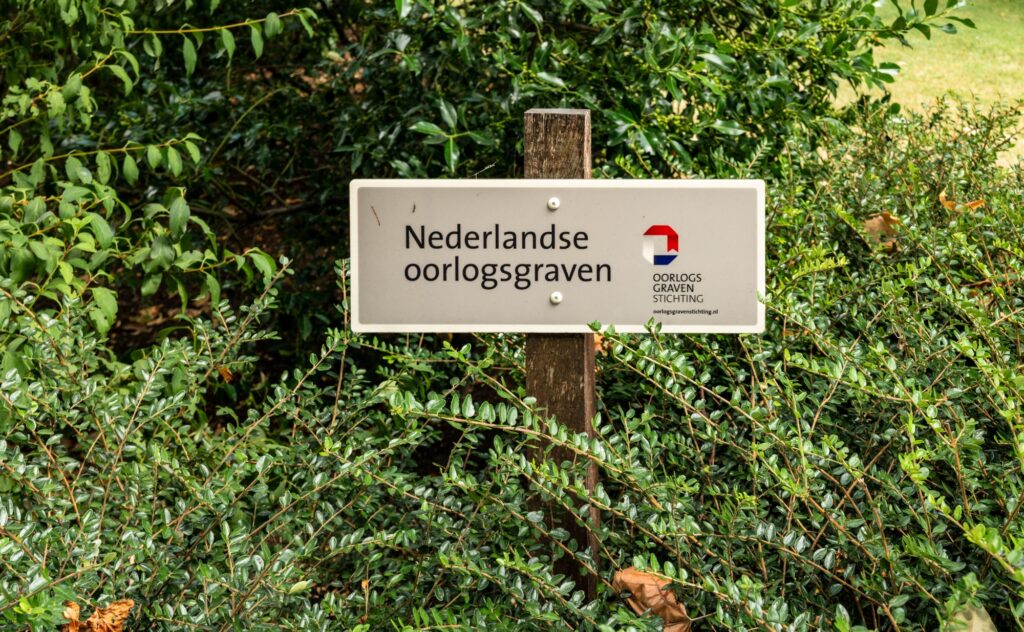 Bord Nederlandse oorlogsgraven