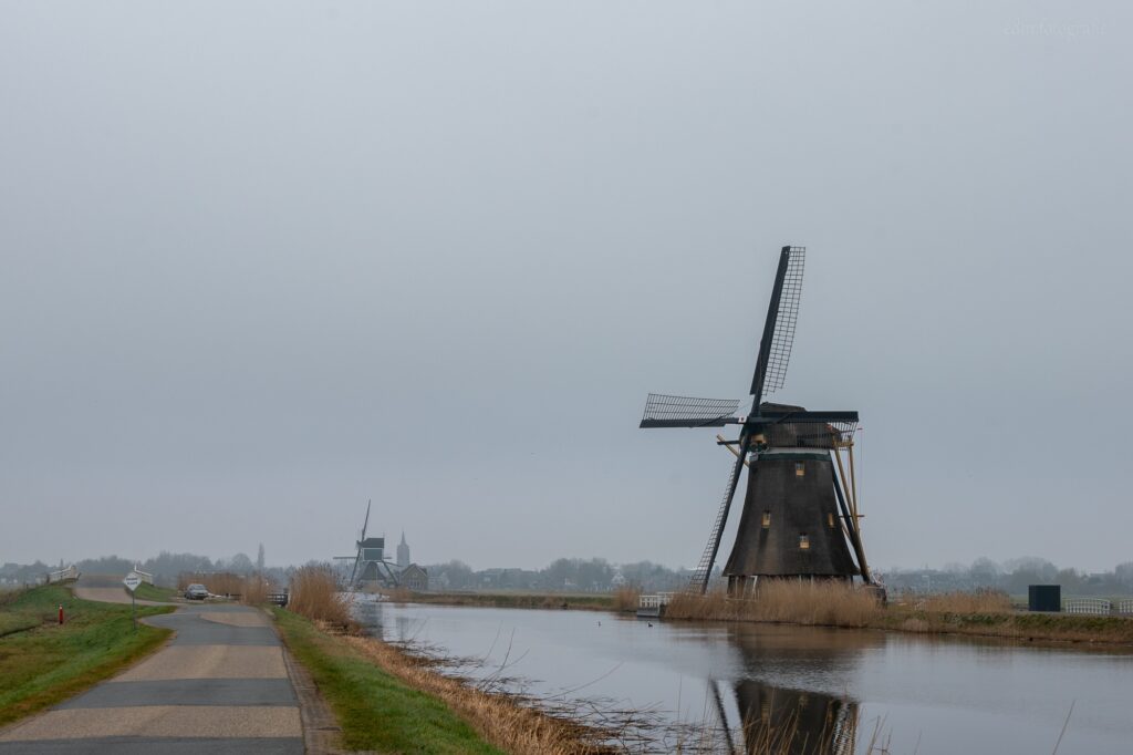 Molen aan het water.