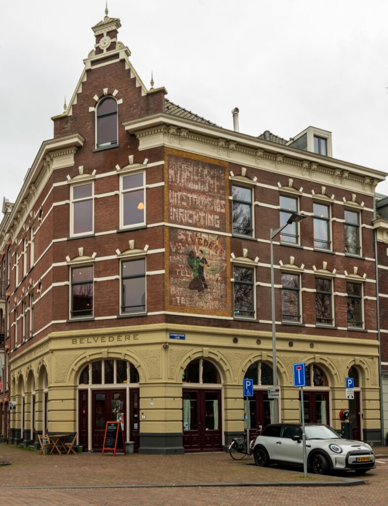 Een oud huis op Katendrecht (de Kaap).