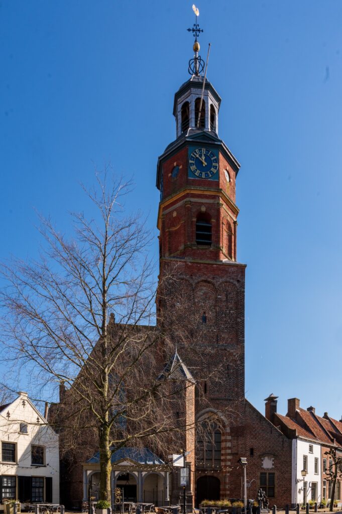 Buren – Sint-Lambertuskerk.