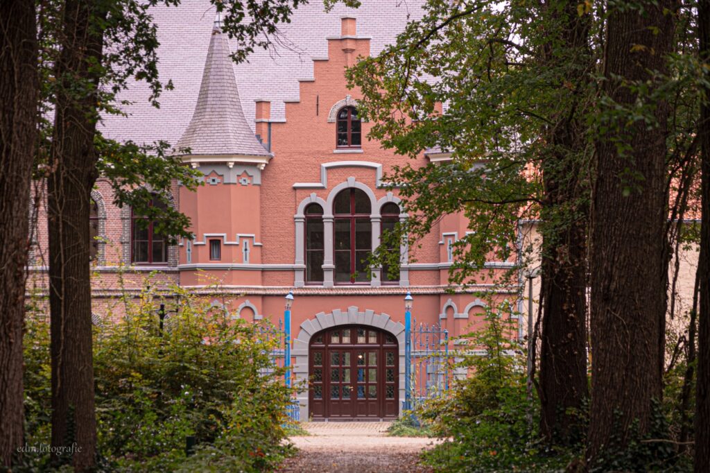 Het kasteel van Land van Ooit.
